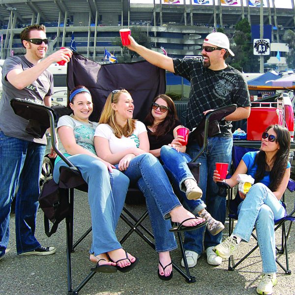 GIANT KINGPIN FOLDING CHAIR - Image 2