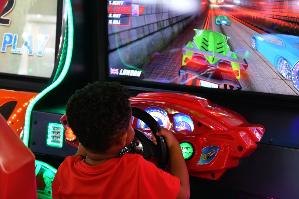 Top 6 Racing Full Sized Arcade Games